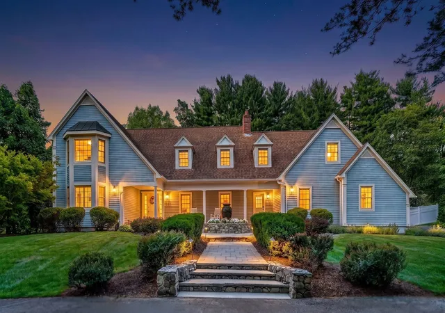 Photo 2 of Single family home for sale at 20 Winter St, Medfield, MA 02052 | MLS# 73577110 | Listing updated on 2026-10-13
