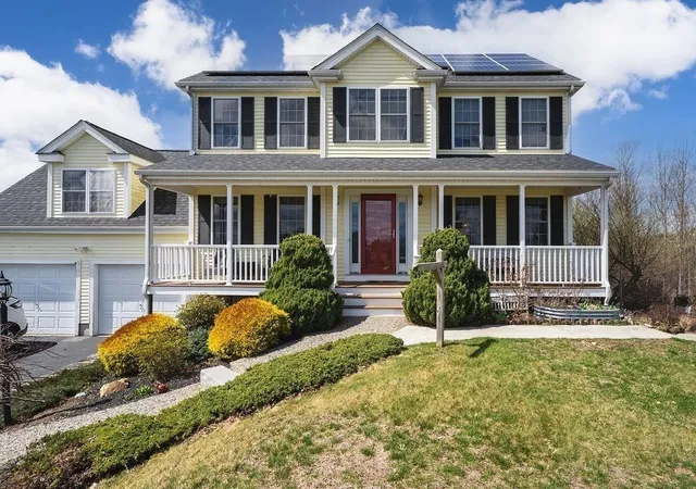 Single family home for sale at 9 White Rd, Mendon, MA 01756 | MLS# 73570607