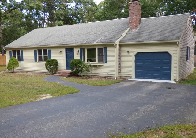 Photo 1 of Single family home for sale at 35 Pequot Rd, Mashpee, MA 02649 | MLS# 73582386 | Listing updated on 2026-09-28