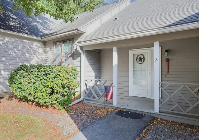 Photo 2 of Condo for sale at 1 Victoria Dr #2, Auburn, MA 01501 | MLS# 73583743 | Listing updated on 2026-10-03