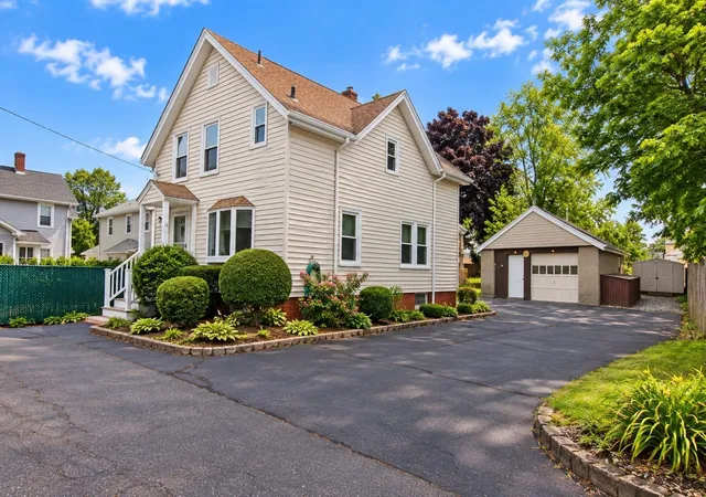 Photo 2 of Sale Pending at 13 Fremont Pl, Lynn, MA 01902 | MLS# 73575391 | Listing updated on 2026-10-01