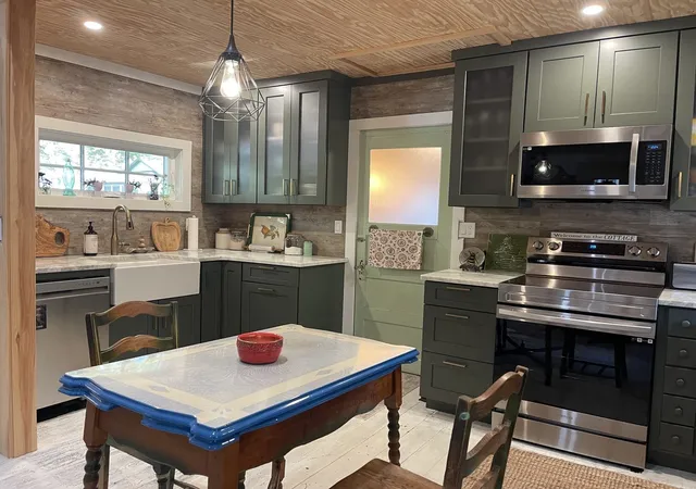Photo 4 of Single family home for sale at 5 Lakeshore Dr, Wales, MA 01081 | MLS# 73589491 | Listing updated on 2026-10-16