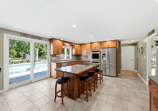 Photo 3 of Sale Pending at 80 Green Meadow Ln, West Springfield, MA 01089 | MLS# 73574555 | Listing updated on 2026-09-29