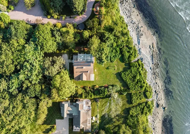 Photo 4 of Single family home for sale at 109 High Hl Rd, Tiverton, RI 02878 | MLS# 73571665 | Listing updated on 2026-09-07