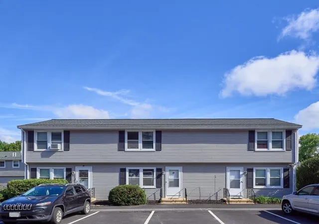 Photo 2 of Condo for sale at 270 Sunderland Rd #40, Worcester, MA 01604 | MLS# 73582370 | Listing updated on 2026-09-28