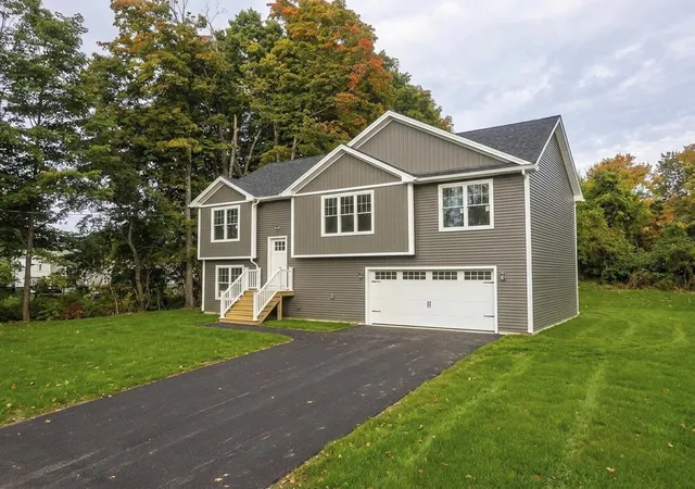 Photo 1 of Single family home for sale at 844 Homestead Ave, Holyoke, MA 01040 | MLS# 73585321 | Listing updated on 2026-10-05