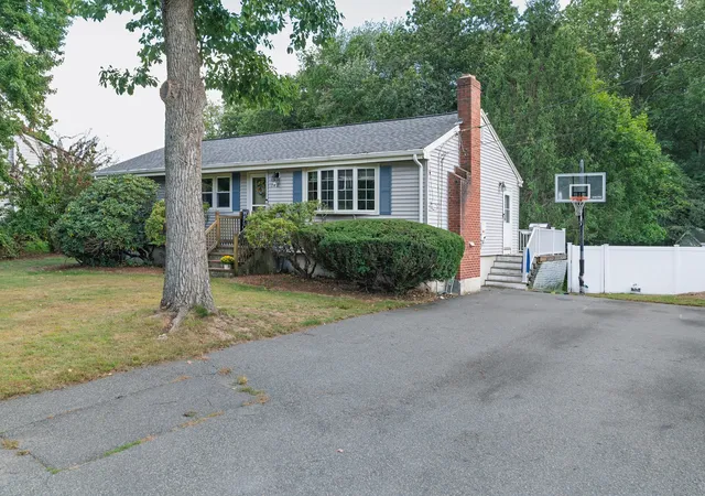 Photo 2 of Single family home for sale at 148 Daly Dr Ext, Stoughton, MA 02072 | MLS# 73584843 | Listing updated on 2026-10-04