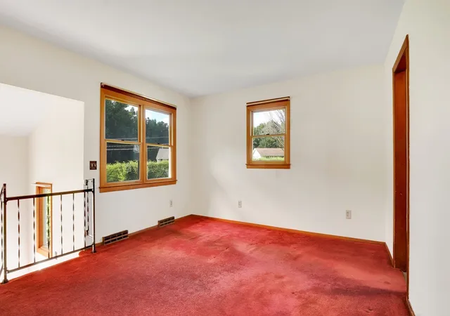 Photo 3 of Single family home for sale at 115 Clover Rd, Ludlow, MA 01056 | MLS# 73573742 | Listing updated on 2026-09-13