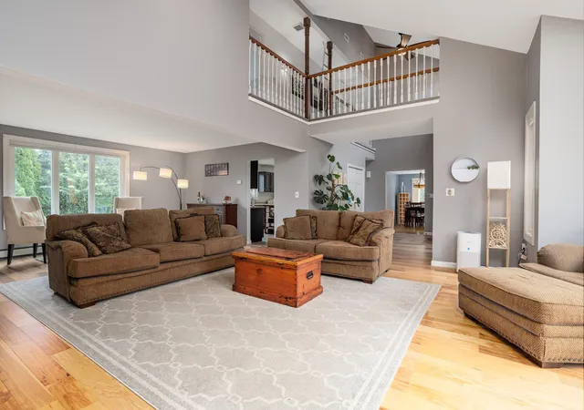 Photo 3 of Sale Pending at 27 Lee St, Lancaster, MA 01523 | MLS# 73577175 | Listing updated on 2026-10-08
