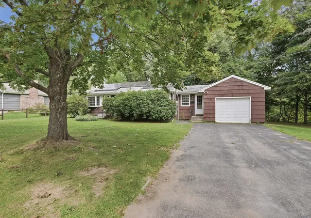 Photo 3 of Single family home for sale at 3 Aldrich Ave, Millbury, MA 01527 | MLS# 73570654 | Listing updated on 2026-09-05