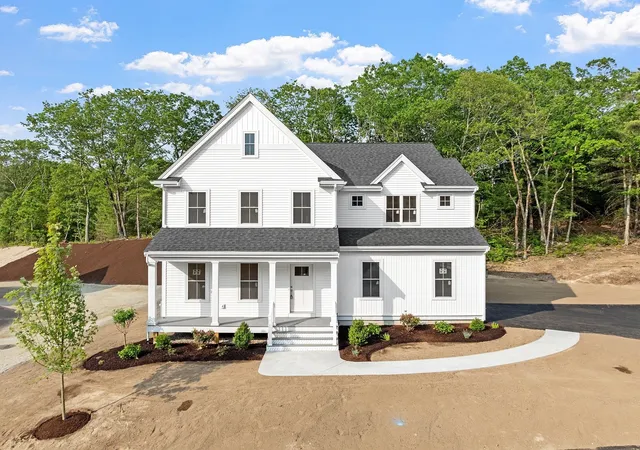 Single family home for sale at 18 Waites Xing, Norfolk, MA 02056 | MLS# 73577961