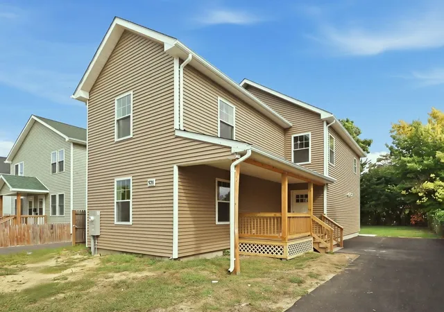 Photo 1 of Single family home for sale at 193 Hancock St, Springfield, MA 01109 | MLS# 73586240 | Listing updated on 2026-10-21