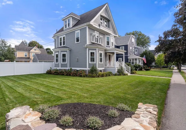 Photo 3 of Sale Pending at 47 Washington St, Milton, MA 02186 | MLS# 73581557 | Listing updated on 2026-10-13