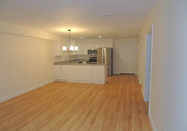 Photo 4 of Sale Pending at 28 Greenleaves Dr #815, Amherst, MA 01002 | MLS# 73571068 | Listing updated on 2026-09-02