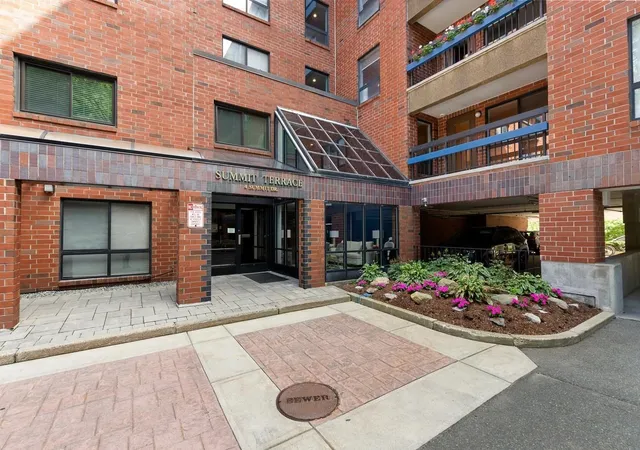 Photo 1 of Condo for sale at 4 Summit Dr #504, Reading, MA 01867 | MLS# 73575246 | Listing updated on 2026-09-14