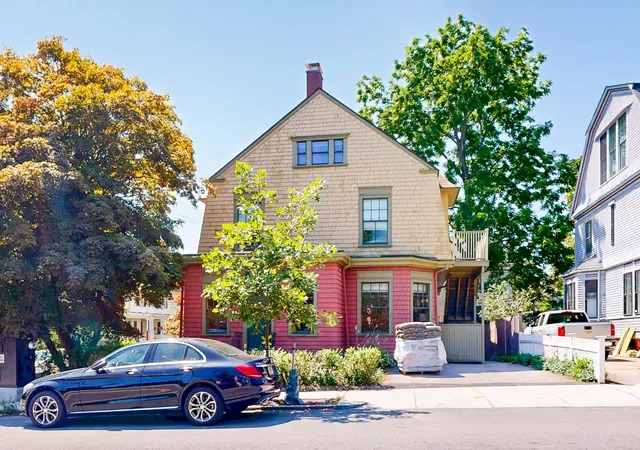 Photo 19 of Condo for sale at 40 Central St #2, Somerville, MA 02143 | MLS# 73573522 | Listing updated on 2026-10-10