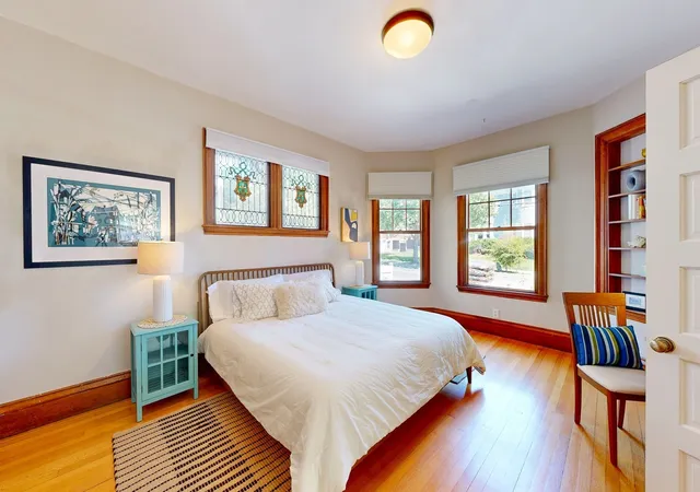 Photo 4 of Condo for sale at 40 Central St #2, Somerville, MA 02143 | MLS# 73573522 | Listing updated on 2026-09-12