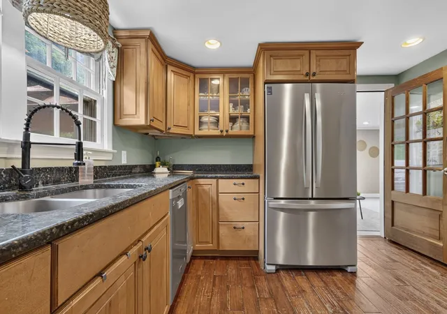 Photo 2 of Single family home for sale at 105 Main St, Byfield, MA 01922 | MLS# 73572948 | Listing updated on 2026-09-12