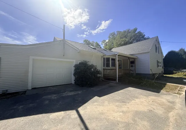 Photo 1 of Single family home for sale at 33 Johnson St, Westport, MA 02790 | MLS# 73585710 | Listing updated on 2026-10-28