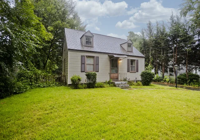 Photo 1 of Sale Pending at 55 Arden St, Springfield, MA 01118 | MLS# 73578527 | Listing updated on 2026-10-20