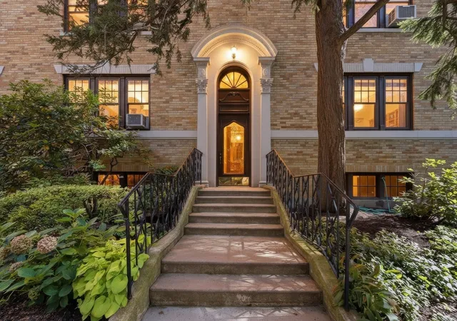Photo 2 of Condo for sale at 413 Washington St #4, Brookline, MA 02446 | MLS# 73583336 | Listing updated on 2026-10-16