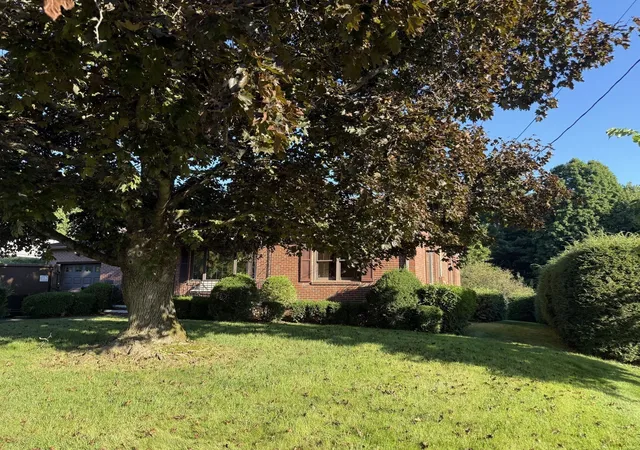 Photo 3 of Sale Pending at 37 Charles Hl Rd, Holyoke, MA 01040 | MLS# 73572105 | Listing updated on 2026-10-06