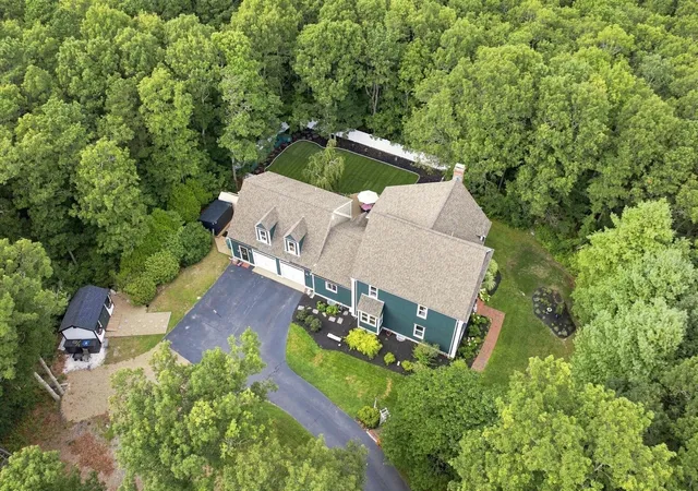Photo 2 of Single family home for sale at 31 Quaker Village Ln, East Sandwich, MA 02537 | MLS# 73570375 | Listing updated on 2026-09-06