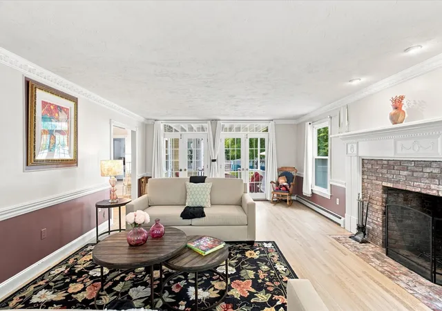 Photo 4 of Single family home for sale at 31 Quaker Village Ln, East Sandwich, MA 02537 | MLS# 73570375 | Listing updated on 2026-09-23