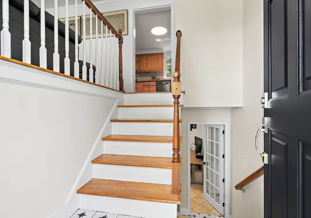 Photo 3 of Single family home for sale at 3 Young St, Lexington, MA 02420 | MLS# 73570680 | Listing updated on 2026-09-05