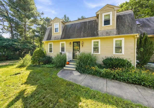 Photo 2 of Single family home for sale at 22 Southwind Way, North Dartmouth, MA 02747 | MLS# 73577806 | Listing updated on 2026-09-20