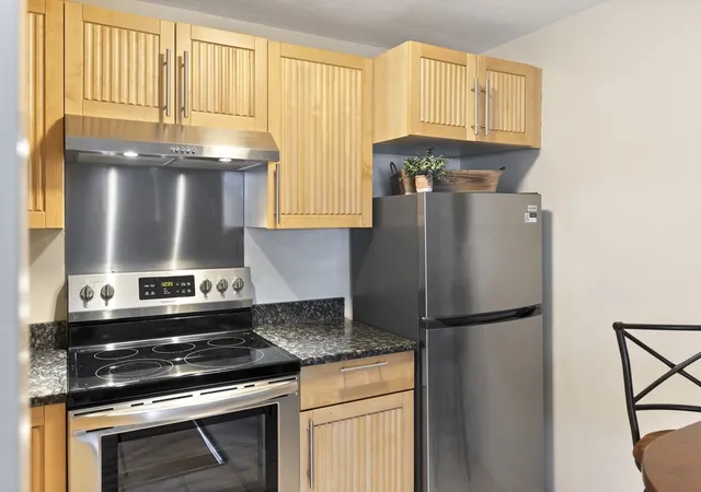 Photo 4 of Sale Pending at 53 Fountain Ln #8, South Weymouth, MA 02190 | MLS# 73574776 | Listing updated on 2026-09-15