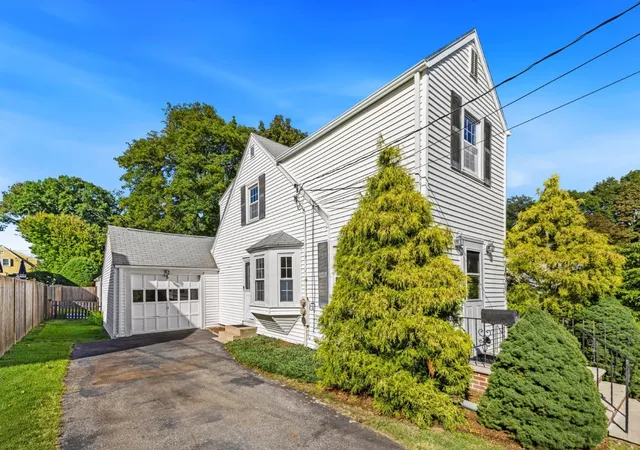 Photo 2 of Single family home for sale at 4 Stanton Rd, Stoneham, MA 02180 | MLS# 73573959 | Listing updated on 2026-09-15