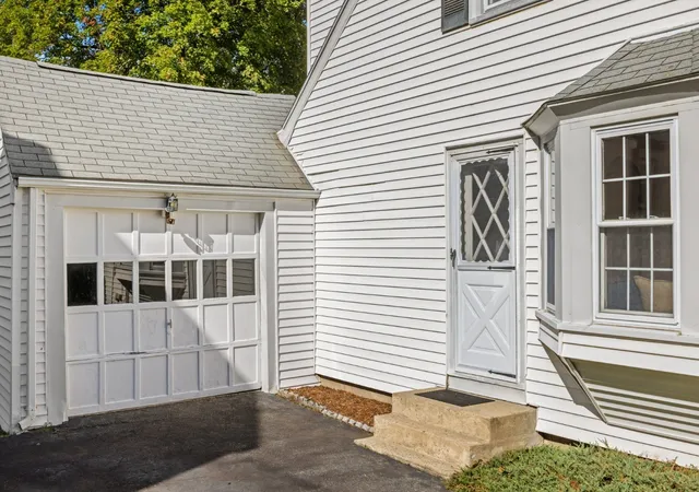 Photo 3 of Single family home for sale at 4 Stanton Rd, Stoneham, MA 02180 | MLS# 73573959 | Listing updated on 2026-09-15