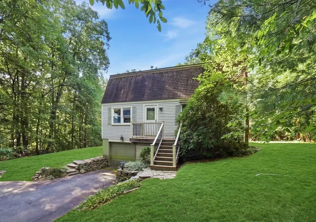 Photo 2 of Sale Pending at 100 Purgatory Rd, Sutton, MA 01590 | MLS# 73580762 | Listing updated on 2026-10-14