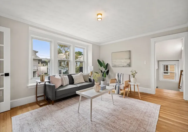 Listing Photo 5 - Condo for sale in building located at 31 Pondview Rd, Arlington, MA 02474 - Unit #33