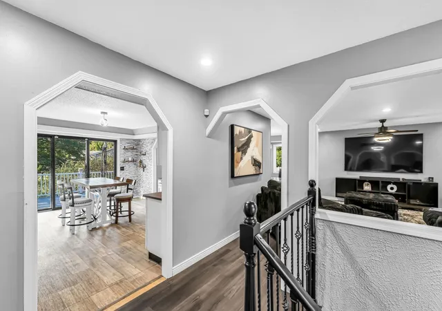 Photo 3 of Single family home for sale at 10 Robert Dr, Holyoke, MA 01040 | MLS# 73571765 | Listing updated on 2026-09-07