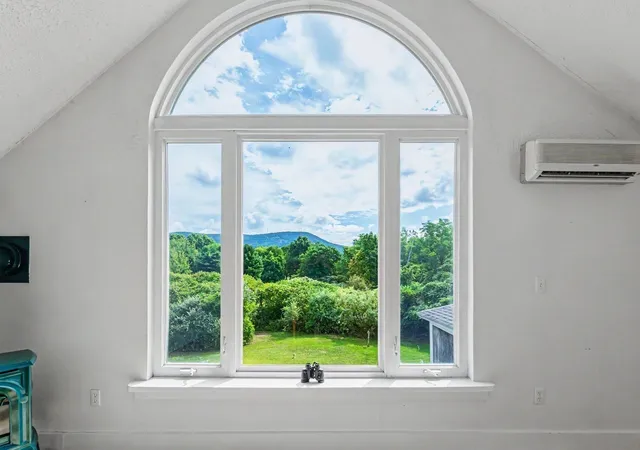 Photo 2 of Single family home for sale at 238 Park St, Easthampton, MA 01027 | MLS# 73575665 | Listing updated on 2026-09-15