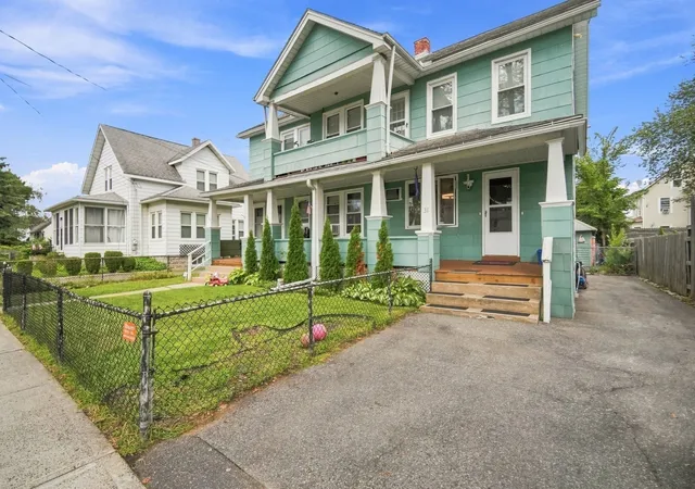 Photo 2 of House for sale at 31-33 Haumont Ter, Springfield, MA 01104 | MLS# 73574954 | Listing updated on 2026-09-11