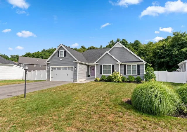 Photo 2 of Single family home for sale at 16 Wedge Dr, Lakeville, MA 02347 | MLS# 73571020 | Listing updated on 2026-09-06