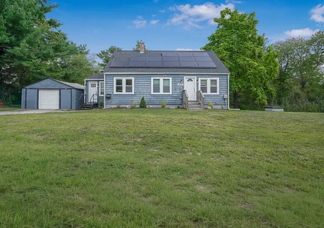 Photo 1 of Single family home for sale at 1894 Fall River Ave, Seekonk, MA 02771 | MLS# 73572429 | Listing updated on 2026-09-10