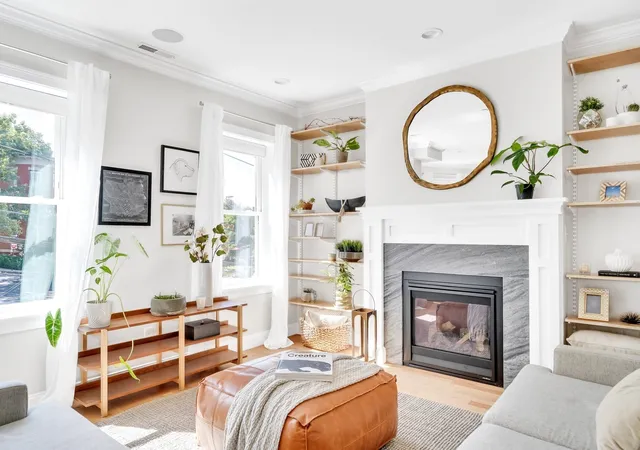 Listing Photo 1 - Condo for sale in building located at 177 Winthrop Rd, Brookline, MA 02445 - Unit #3