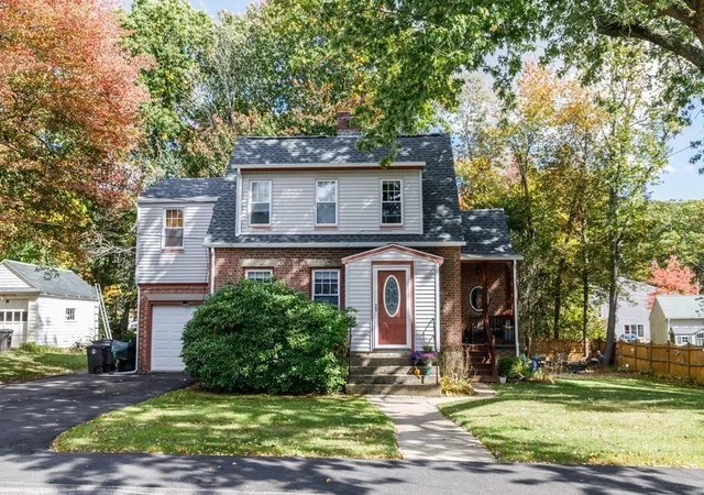 Photo 1 of Single family home for sale at 53 Elizabeth St, Gardner, MA 01440 | MLS# 73588331 | Listing updated on 2026-10-12