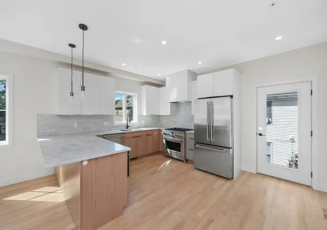 Listing Photo 2 - Condo for sale in building located at 66 Orange St, Waltham, MA 02453 - Unit #1