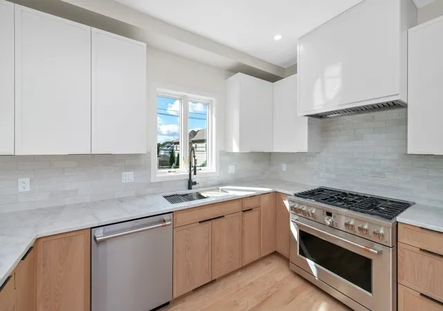 Listing Photo 5 - Condo for sale in building located at 66 Orange St, Waltham, MA 02453 - Unit #1