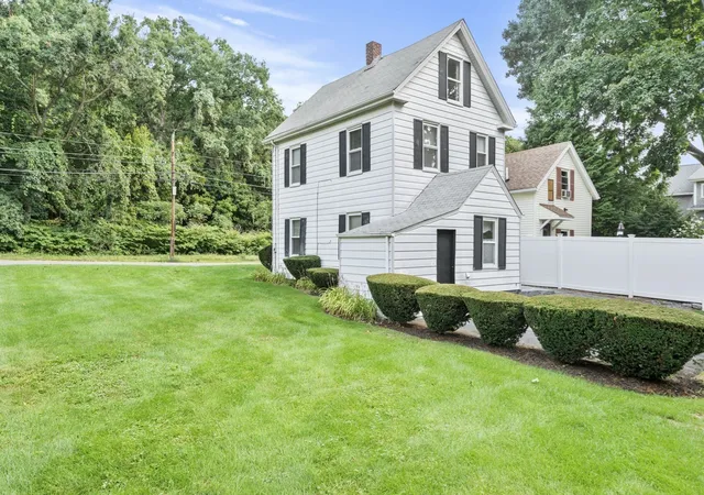 Photo 4 of Single family home for sale at 76 Harrison Ave, Woburn, MA 01801 | MLS# 73575388 | Listing updated on 2026-10-06