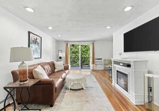 Photo 3 of Sale Pending at 80 Renwick Rd #B, Wakefield, MA 01880 | MLS# 73573028 | Listing updated on 2026-09-23