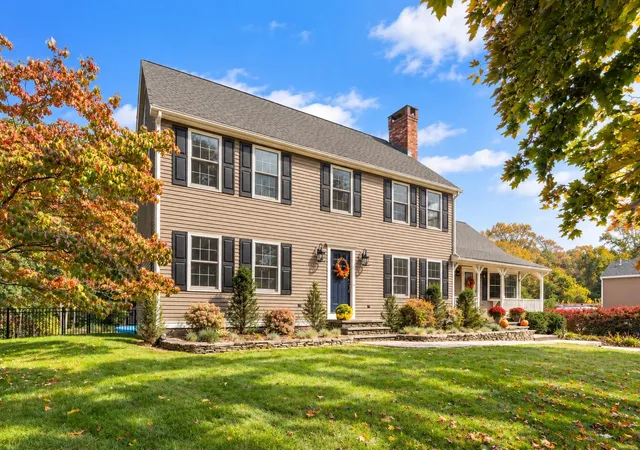 Single family home for sale at 173 Metcalf Rd, North Attleboro, MA 02760 | MLS# 73586904