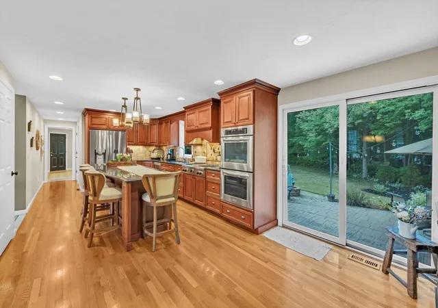 Photo 3 of Sale Pending at 93 Mcclellan Rd, Sutton, MA 01590 | MLS# 73582519 | Listing updated on 2026-10-14
