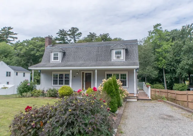 Photo 2 of Sale Pending at 15 Marrett Rd, Burlington, MA 01803 | MLS# 73574465 | Listing updated on 2026-09-30