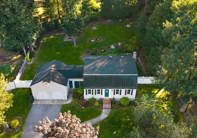 Photo 2 of Single family home for sale at 4 Kristin Ln, Canton, MA 02021 | MLS# 73585038 | Listing updated on 2026-10-07